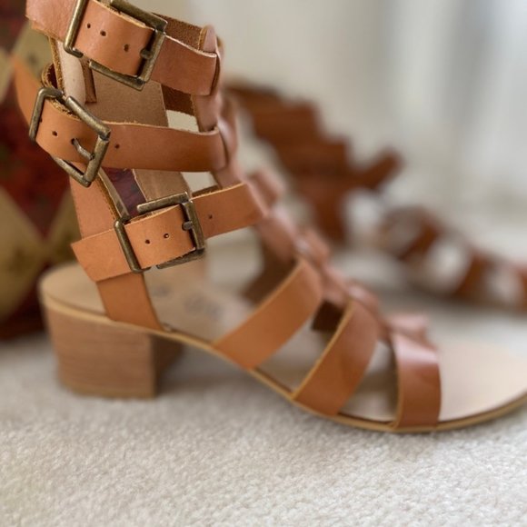 MODERN REBEL Gladiator sandals - Picture 1 of 9